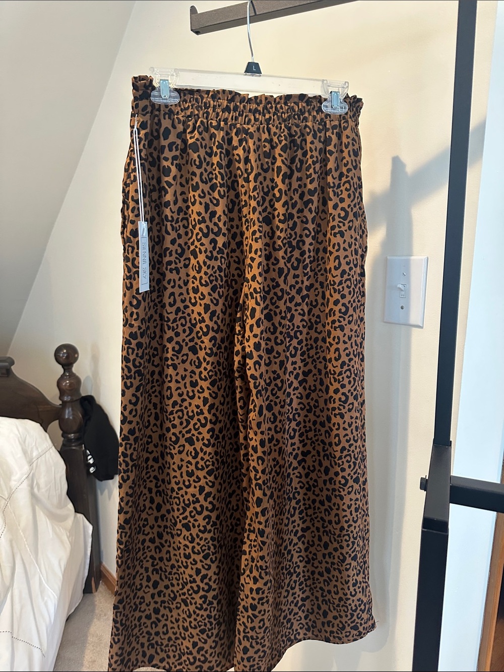 Sienna Sky Wide-Leg Leopard Print Pants Size L - Picture 4 of 6